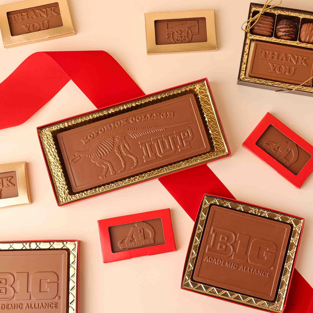 Logo Bars Milk 5 oz.
