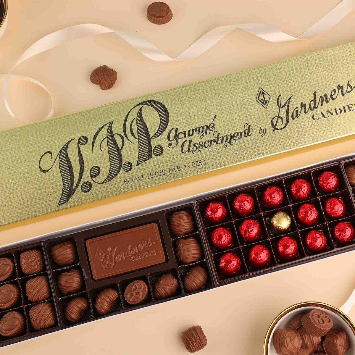 VIP Assortment  with logo Gold 28 oz.