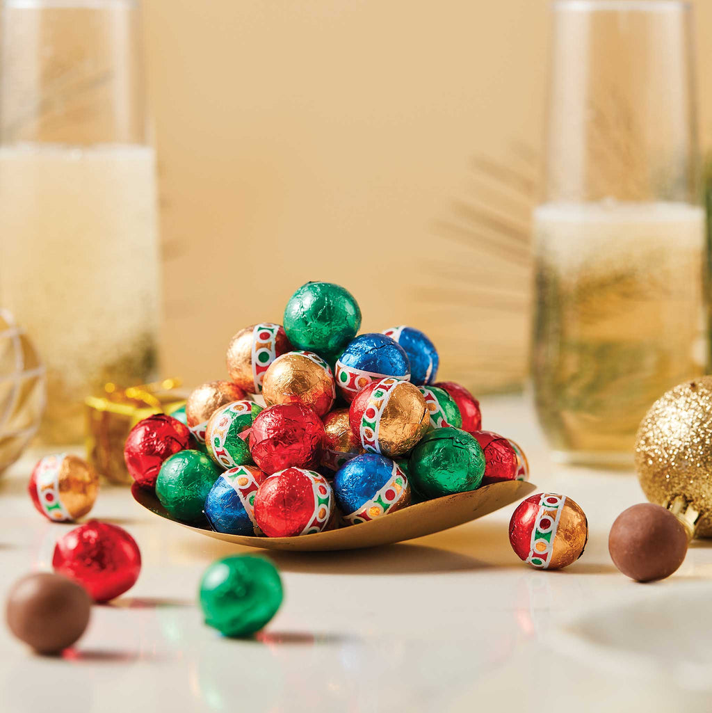 Solid Chocolate Christmas Balls Milk 8 oz.